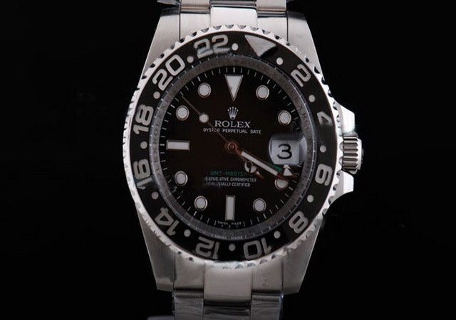 Rolex-GMT-Master-Black-Ceramic-Bezel-And-Black-Dial-Small-Calend-13